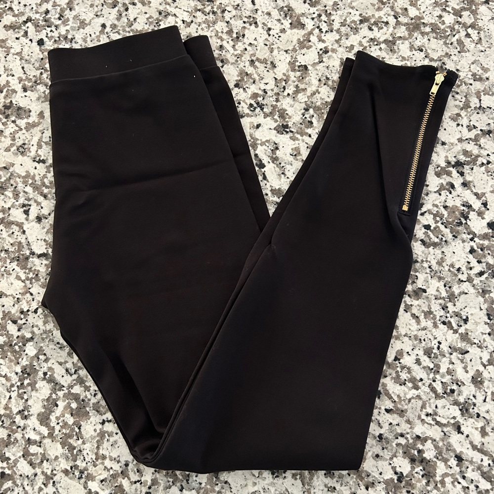 Chloe Kristyn Black High-Waist Leggings with Gold Zip Accent